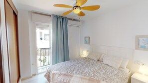 2 bedrooms, iron/ironing board, free WiFi, bed sheets - Balcón del Golf - Riviera Cozy Apartment (Mijas Costa)