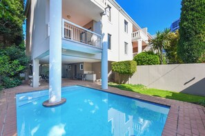 Outdoor pool - Firenza 24 (Sandton)