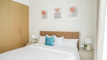 Deluxe Apartment, 1 Bedroom, Balcony | 1 bedroom, individually decorated, iron/ironing board, free WiFi