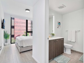 3 chambres, fer et planche à repasser, lit parapluie, Wi-Fi