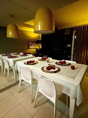 TV connectée de 43 pouces avec chaînes numériques