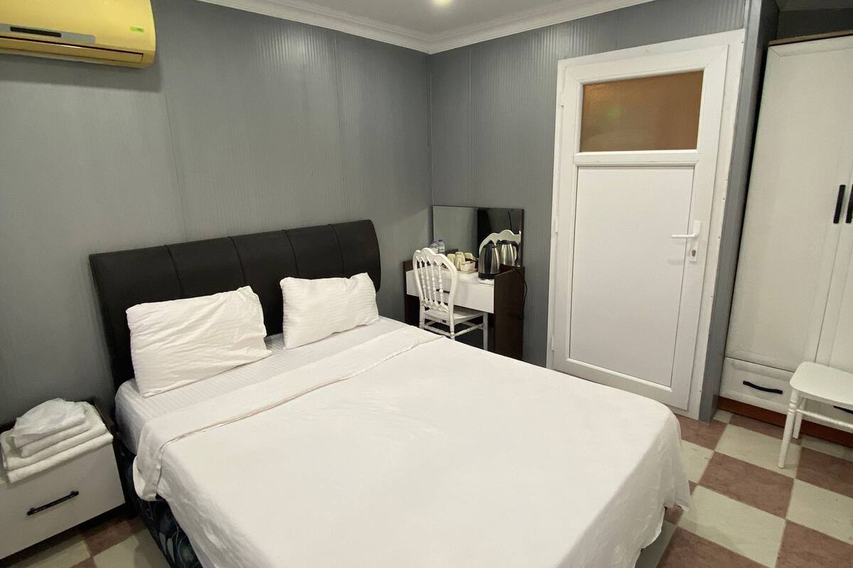 City-Doppelzimmer | Schallisolierte Zimmer, kostenloses WLAN, Bettwäsche