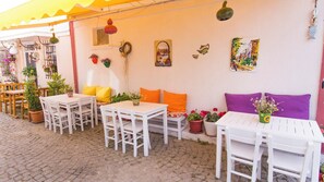 Exterior - Bozcaada Butik Pansiyon (Bozcaada)