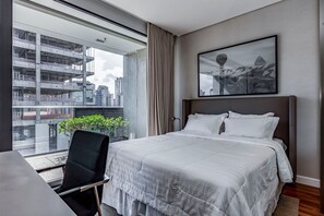In-room safe, individually decorated, individually furnished - FL Residence (São Paulo)