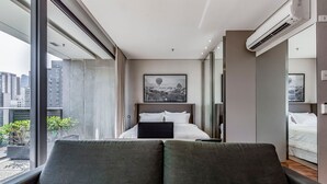 Smart TV, Netflix, smart speakers, streaming services - FL Residence (São Paulo)