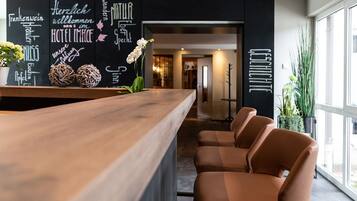 Bar (in der Unterkunft)