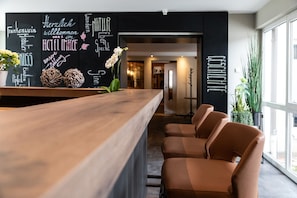 Bar (on property) - Hotel Imhof (Gemuenden)