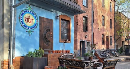 Cosy place near the city centre and old town