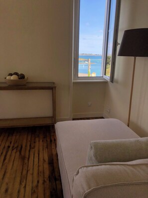 2 dormitorios y ropa de cama