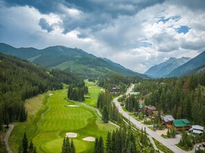 Golf - Greywolf Lodge | Private Hot Tub | Wood Fireplace (Panorama)