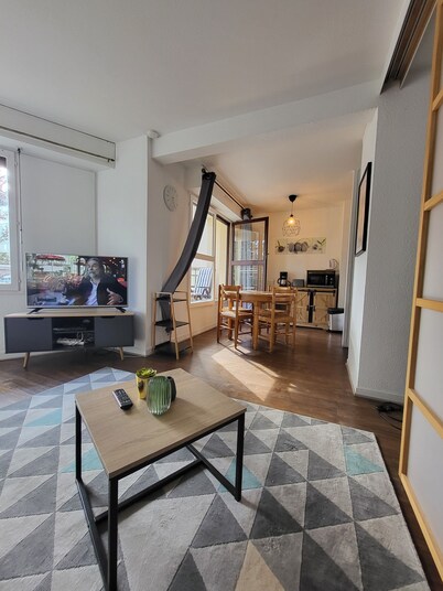 Elegant Studio in Cergy