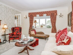 Living area - Storrs Lodge (Windermere)