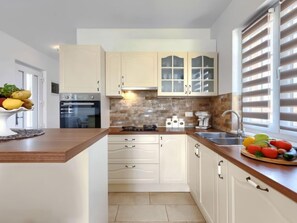 Fridge, microwave, oven, dishwasher
