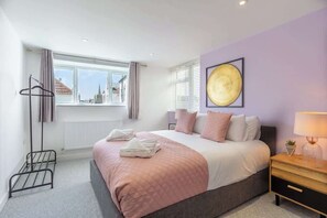 1 bedroom, iron/ironing board, travel cot, WiFi