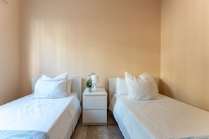 1 camera, ferro/asse da stiro, Wi-Fi gratuito, lenzuola