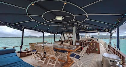 Luxury Boat Floating Hotel!