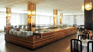 Ảnh chưa phân loại, 2 trong số 19 ảnh, nút