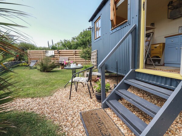 Property grounds - Dot May (Wadebridge)