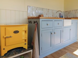 Interior - Dot May (Wadebridge)