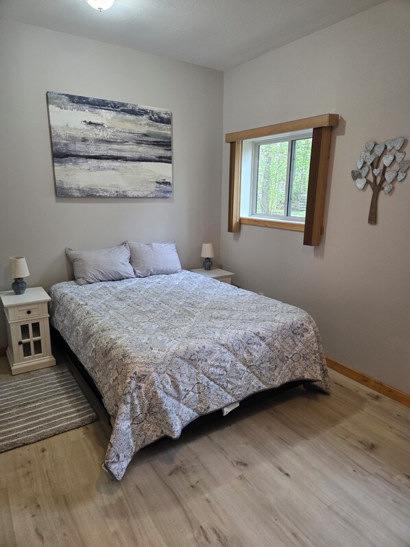 2 bedrooms, bed sheets