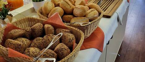 Desayuno buffet incluido todos los días