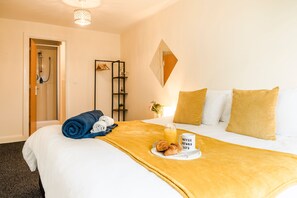 2 camere, ferro/asse da stiro, accesso a Internet, lenzuola