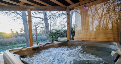 NEW! Waterfront, Pet-friendly, sanctuary with HOT TUB