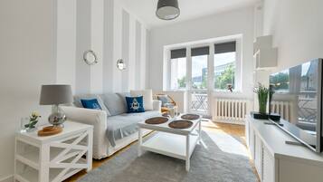 Family Apartment, 2 Bedrooms, Balcony, City View | 2 bedrooms, individually decorated, individually furnished