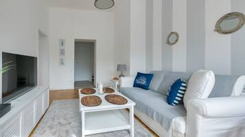 Family Apartment, 2 Bedrooms, Balcony, City View | 2 bedrooms, individually decorated, individually furnished