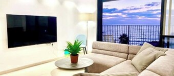 Full SEA VIEW On The BEACH 3BR - Luxury Apartment