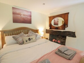 4 Schlafzimmer, individuell dekoriert, individuell eingerichtet