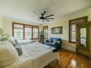 4 habitaciones, tabla de planchar con plancha y wifi gratis 