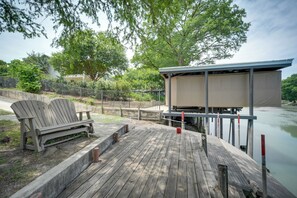Terrace/patio - McQueeney Home w/ Grill ~ 10 Mi to New Braunfels (McQueeney)