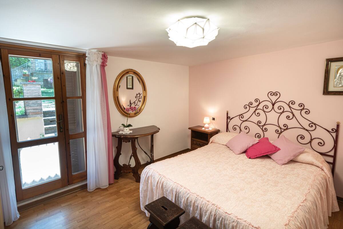 Classic Room | Desk, WiFi (free), individually decorated, individually furnished
