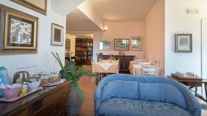 Unclassified image, 5 of 46, button - B&B Il Chiostro (Assisi)