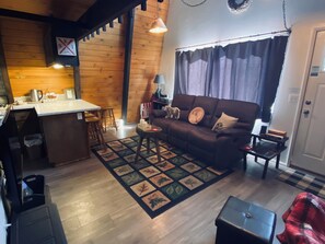 Living area - Bill Big Bear Bunkhouse (Big Bear City)