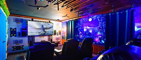 House, Multiple Beds, Pool Access (1415MV CG) | Interior