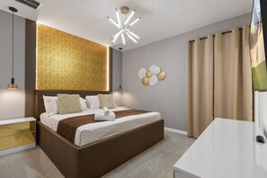 Ferienhaus, Mehrere Betten, Poolzugang, Poolblick (231BD BV) | 10 Schlafzimmer, individuell dekoriert, individuell eingerichtet