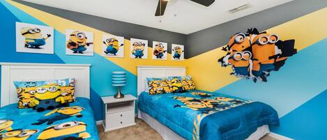 House, Multiple Beds, Pool Access, Pool View (2632DV WH) | 6 bedrooms, individually decorated, individually furnished, bed sheets