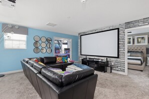 Living area - Luxe Champion's Gate Home w/ Pool, Spa, Gameroom (Davenport)