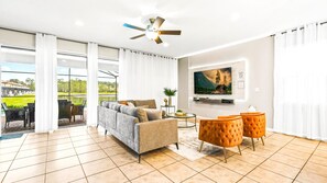 獨棟房屋, 多張床, 可使用泳池 (1671LA WAW) | 起居區