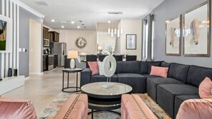 Ferienhaus, Mehrere Betten, Poolzugang, Poolblick (3349LW WIR) | Wohnbereich