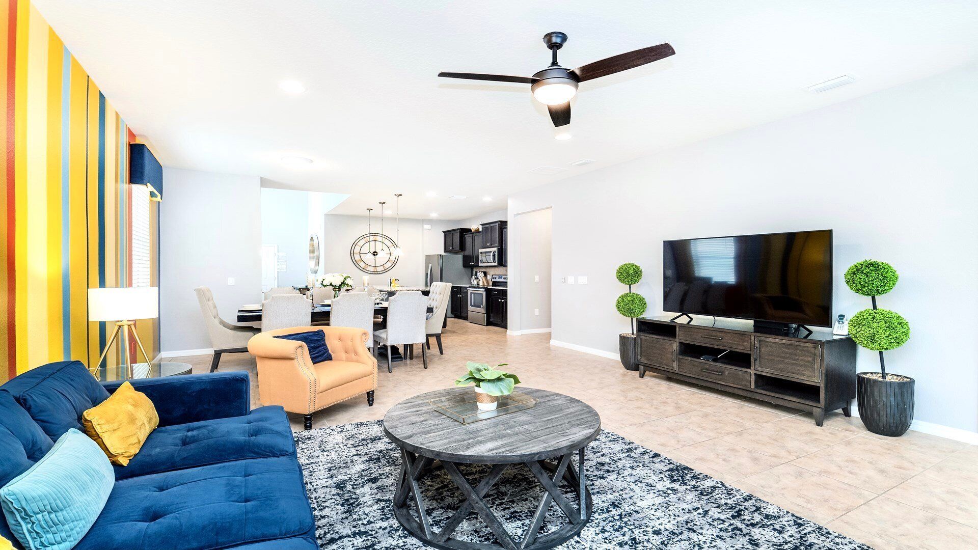 Maison, plusieurs lits, accès piscine | Coin séjour