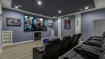 House, Multiple Beds, Pool Access | Interior