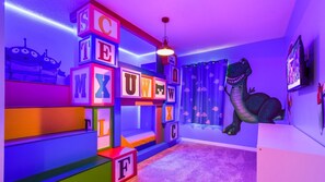 Casa, varias camas, acceso a la alberca (2022FMP Solara_01) | Interior