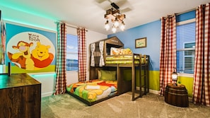 House, Multiple Beds, Pool Access (2984PL SL)
