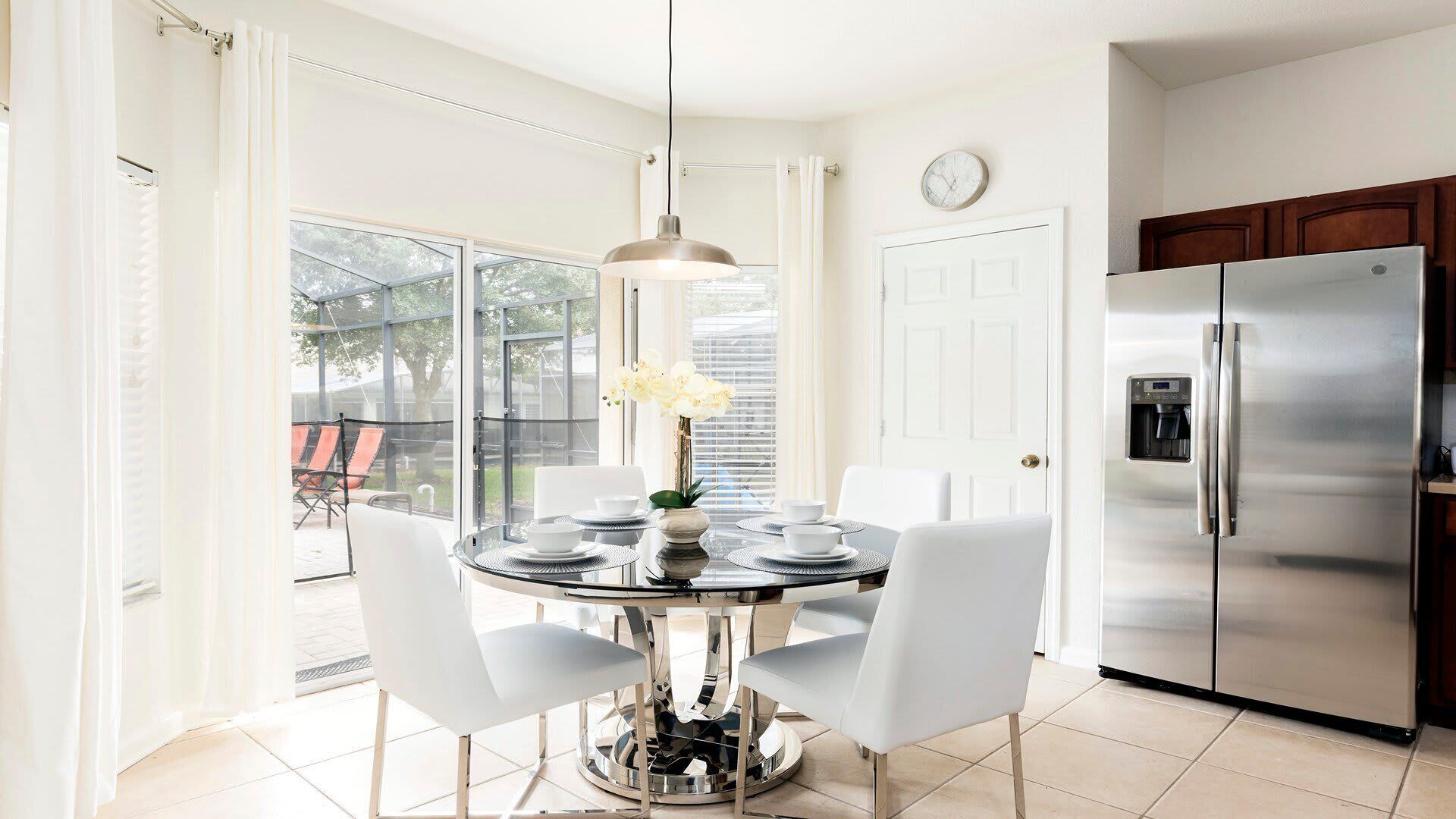House, Multiple Beds, Pool Access, Pool View (2607DV WH) | Dining