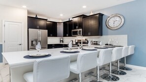 獨棟房屋, 多張床, 可使用泳池 (1613MC CG) | 私人廚房 | 咖啡機/沖茶器、電熱水壺