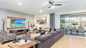 House, Multiple Beds, Pool Access (8872BC WAW) | Living area