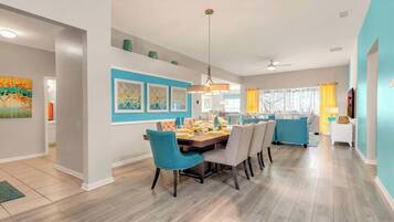 House, Multiple Beds, Pool Access, Pool View (7797BC WH) | Dining